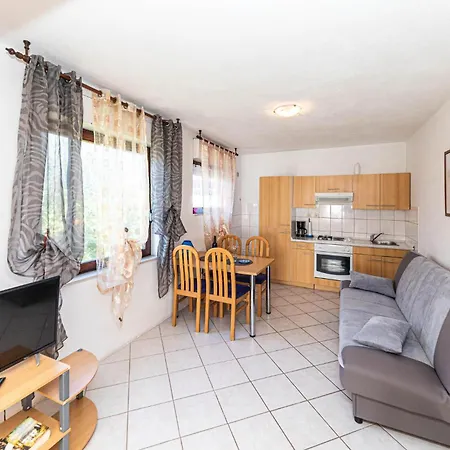 One-bedroom In Kastel Kambelovac Kaštela