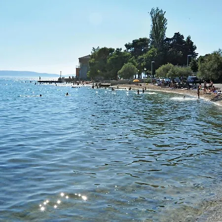 Apartment 1 Bedroom Amazing In Kastel Kambelovac